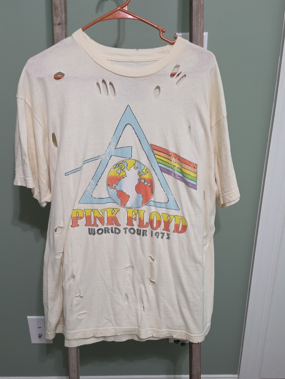 Pink Floyd Cream Tee with Rainbow Globe Graphic